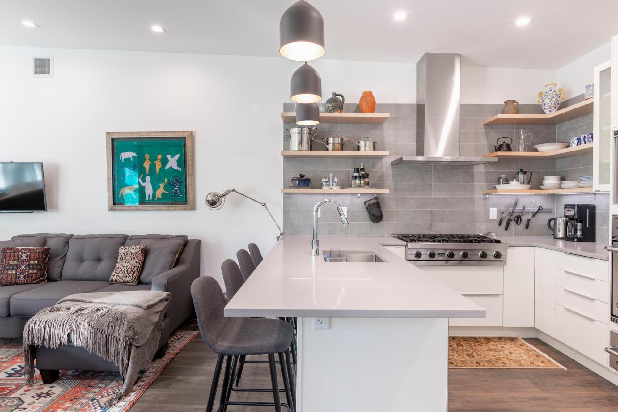 Storm Cove Suites Юклулет Номер фото